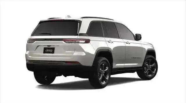 new 2024 Jeep Grand Cherokee car, priced at $40,000