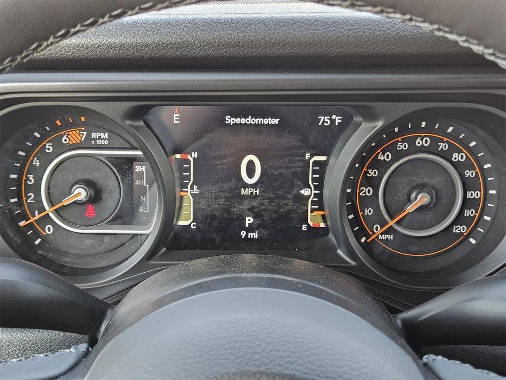 new 2025 Jeep Wrangler car, priced at $45,430