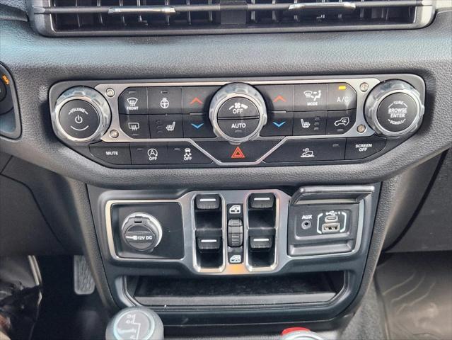 new 2025 Jeep Wrangler car, priced at $43,509