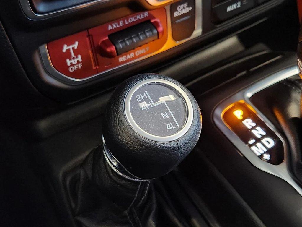 new 2025 Jeep Gladiator car, priced at $45,350