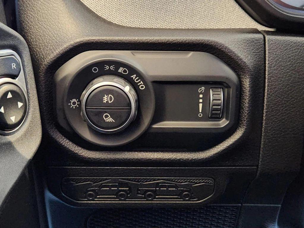 new 2025 Jeep Gladiator car, priced at $45,350