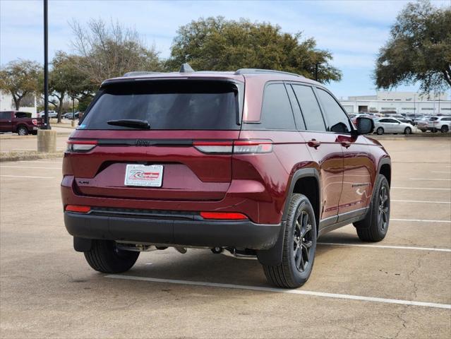 new 2025 Jeep Grand Cherokee car, priced at $39,205