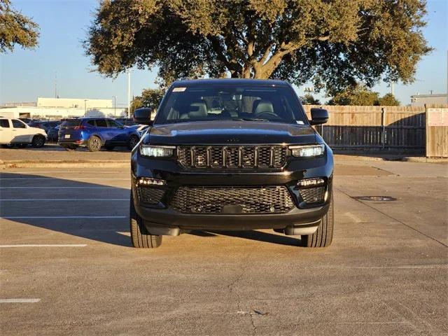 new 2025 Jeep Grand Cherokee car, priced at $46,331