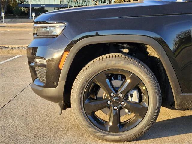 new 2025 Jeep Grand Cherokee car, priced at $46,331