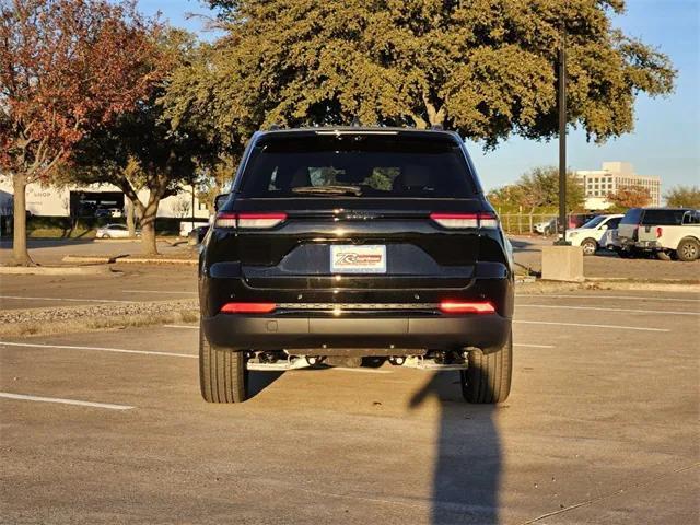 new 2025 Jeep Grand Cherokee car, priced at $46,331