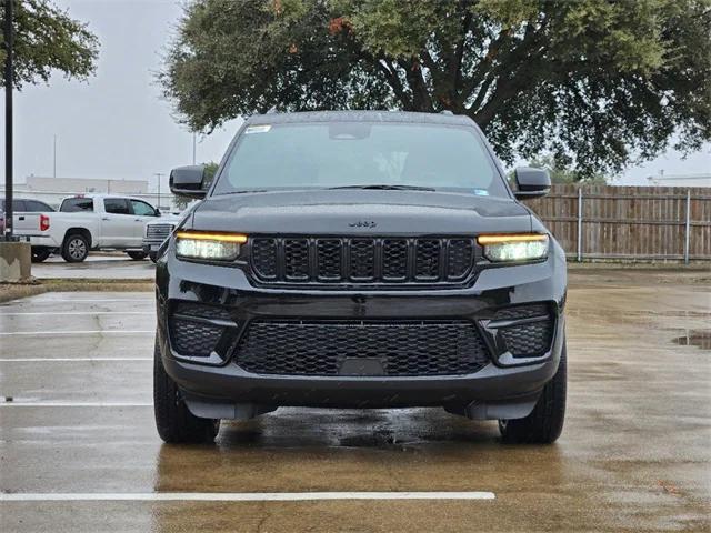 new 2025 Jeep Grand Cherokee car, priced at $39,843