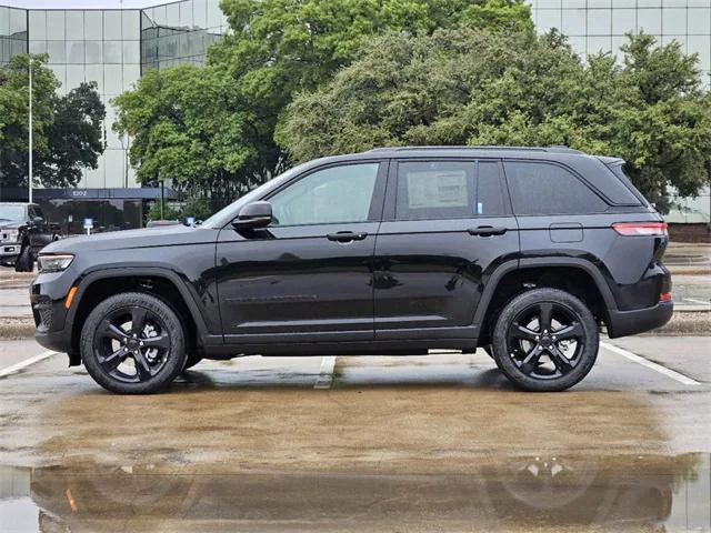 new 2025 Jeep Grand Cherokee car, priced at $39,843