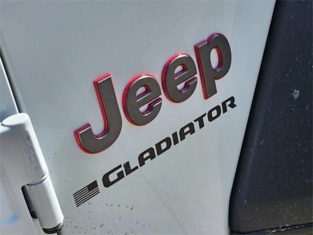 new 2024 Jeep Gladiator car, priced at $51,100