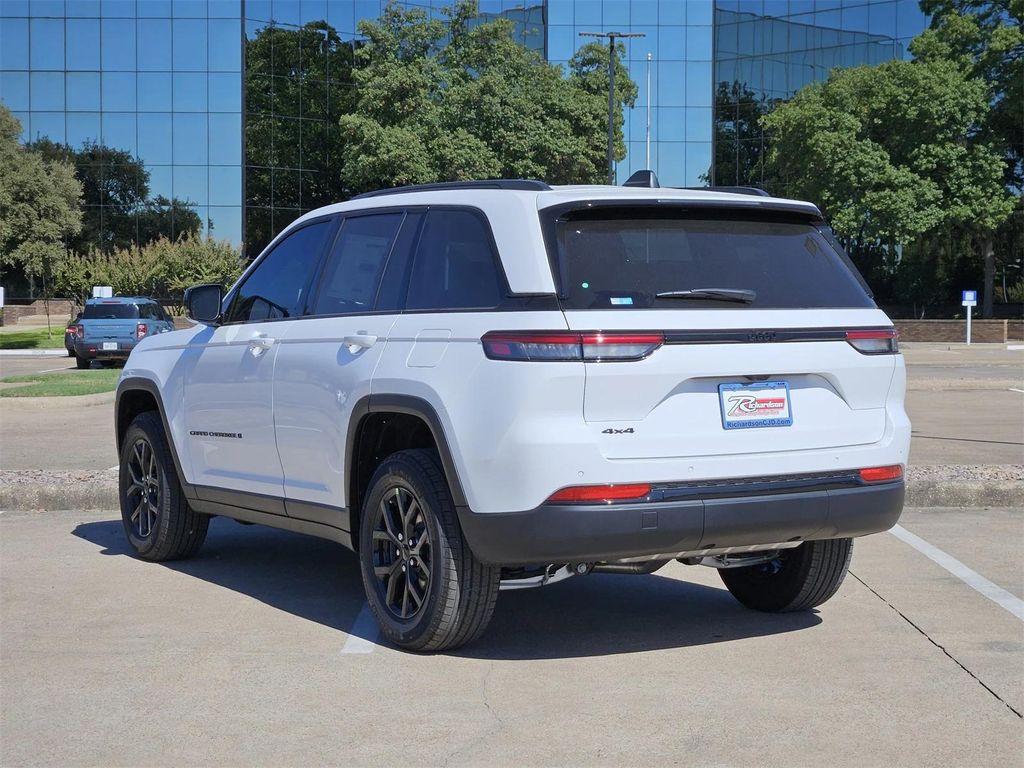 new 2025 Jeep Grand Cherokee car, priced at $39,885