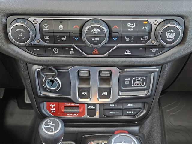 new 2025 Jeep Wrangler car, priced at $44,078