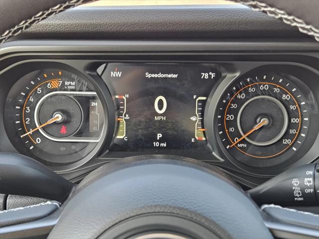 new 2025 Jeep Wrangler car, priced at $44,078
