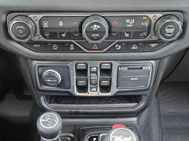 new 2025 Jeep Wrangler car, priced at $44,467