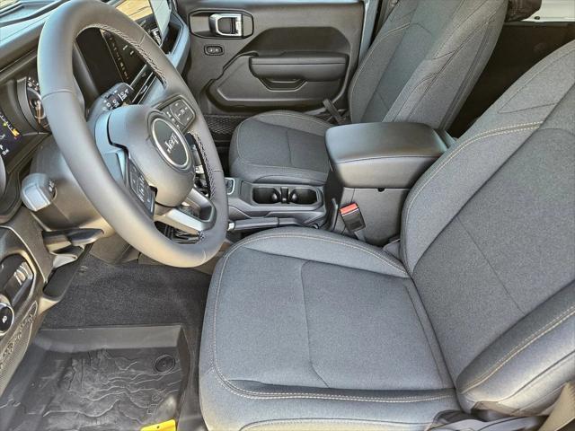 new 2025 Jeep Wrangler car, priced at $43,078