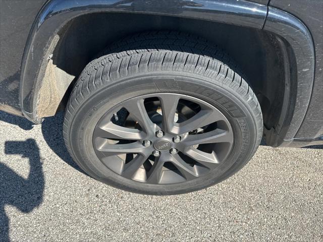 used 2016 Jeep Grand Cherokee car, priced at $16,900