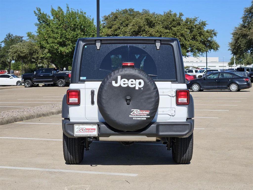 new 2025 Jeep Wrangler car, priced at $44,250