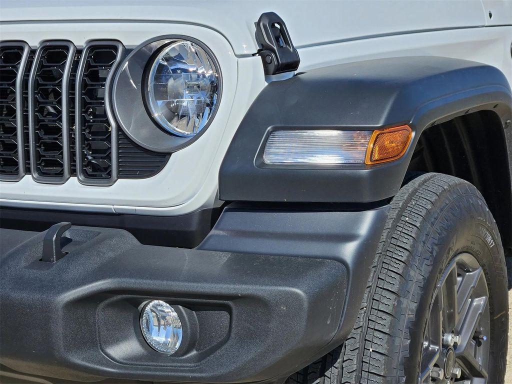 new 2025 Jeep Wrangler car, priced at $44,250