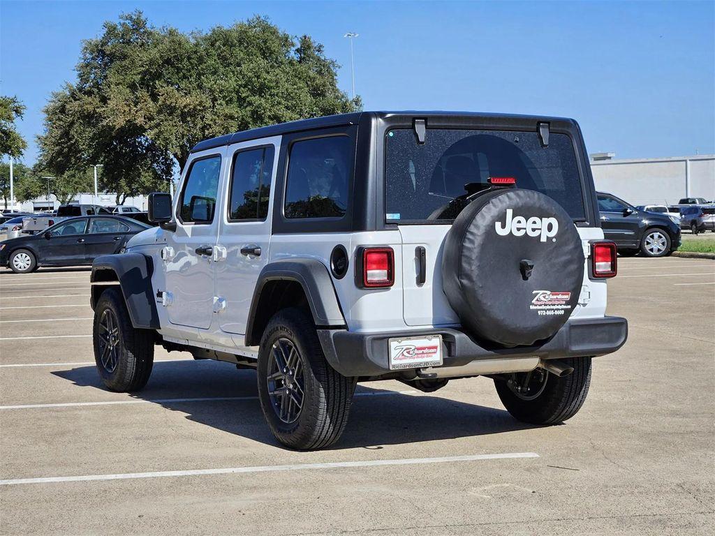 new 2025 Jeep Wrangler car, priced at $44,250