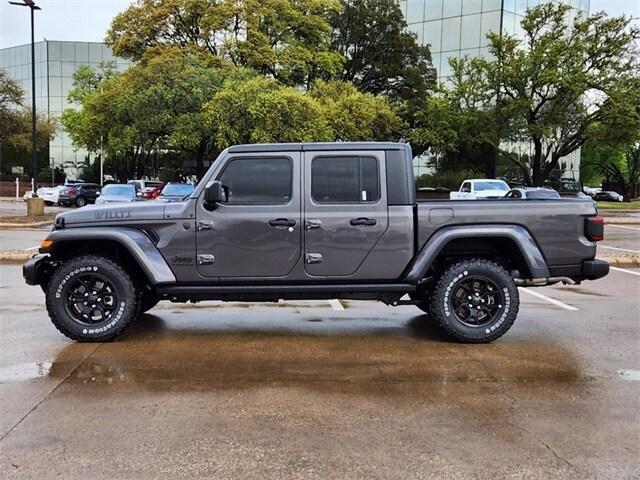 new 2024 Jeep Gladiator car, priced at $45,400