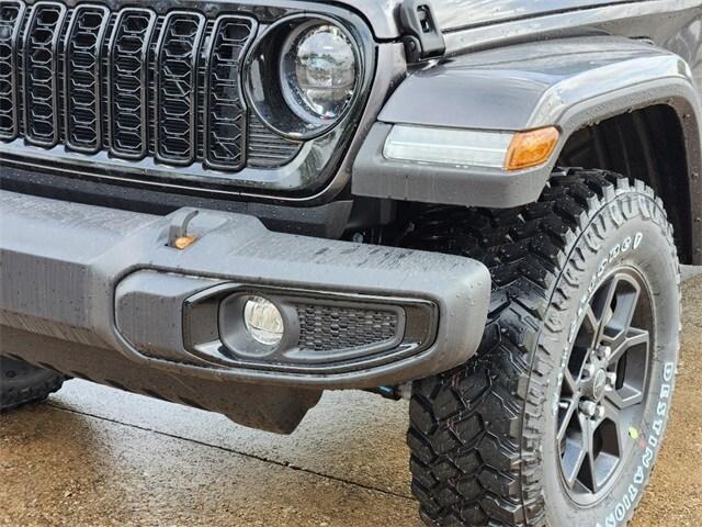 new 2024 Jeep Gladiator car, priced at $45,400