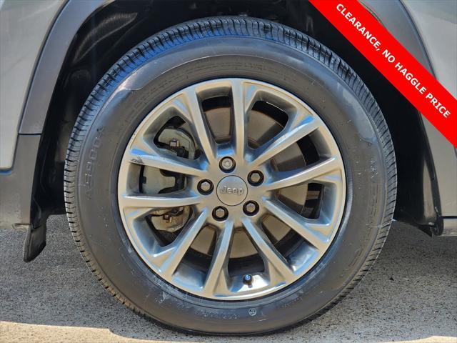used 2022 Jeep Cherokee car, priced at $21,500