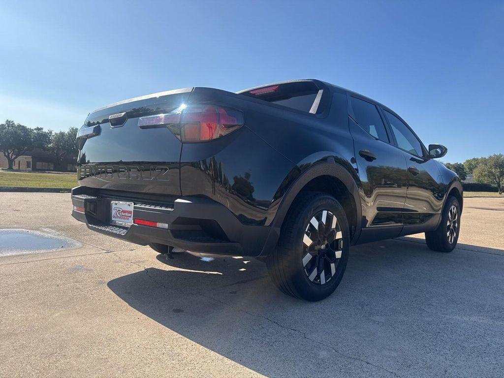 used 2025 Hyundai SANTA CRUZ car, priced at $24,257