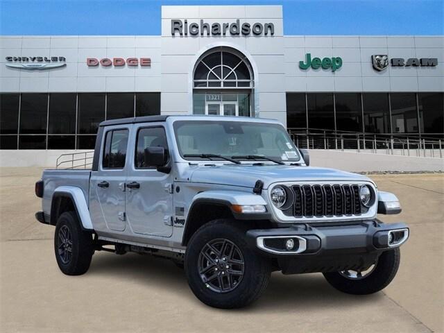 new 2024 Jeep Gladiator car, priced at $41,899