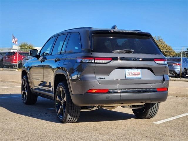 new 2024 Jeep Grand Cherokee car, priced at $43,500