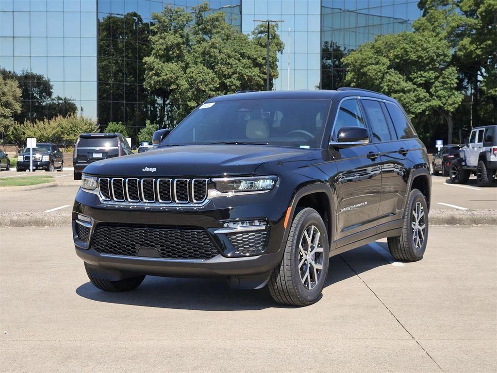 new 2025 Jeep Grand Cherokee car, priced at $40,245