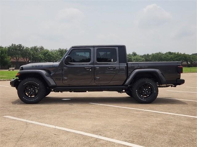 new 2024 Jeep Gladiator car, priced at $45,300