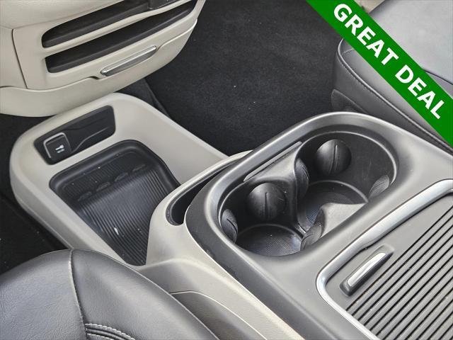used 2023 Chrysler Pacifica car, priced at $21,998