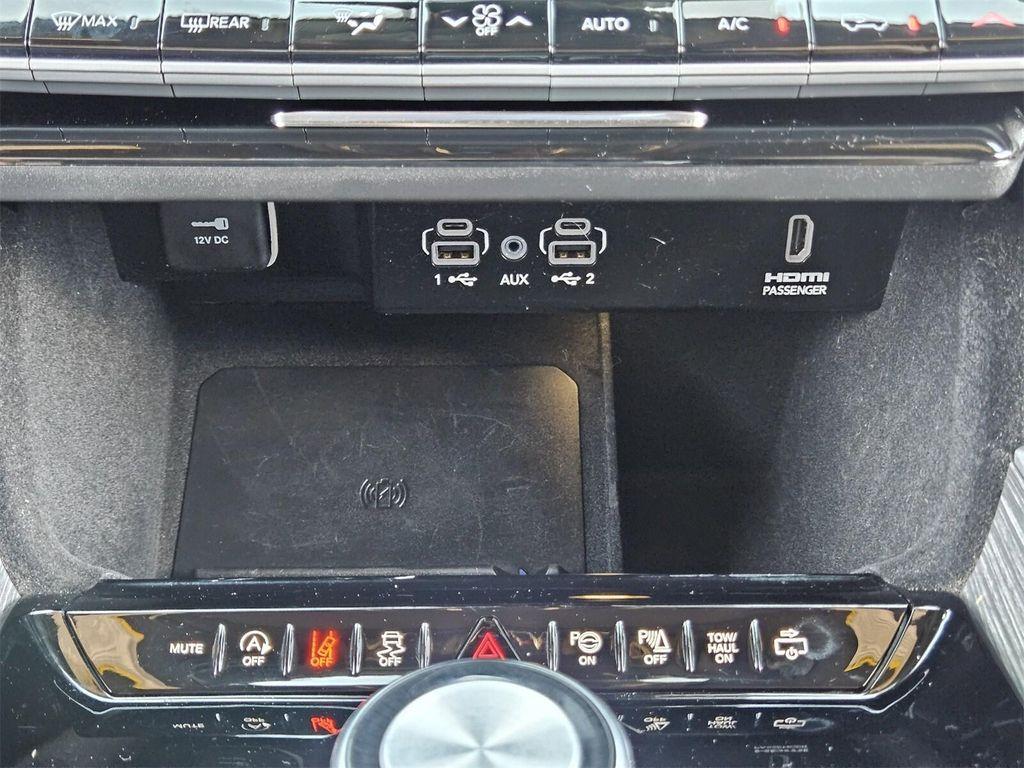 used 2022 Jeep Wagoneer car, priced at $40,696