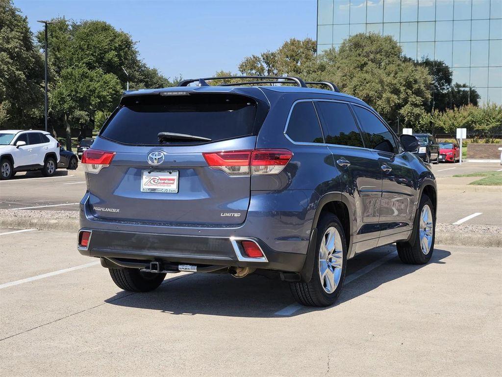 used 2018 Toyota Highlander car, priced at $21,699