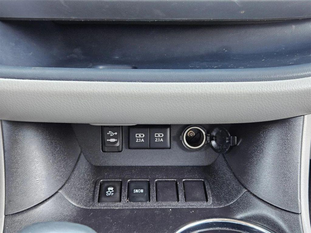 used 2018 Toyota Highlander car, priced at $21,699