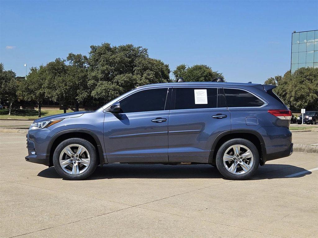 used 2018 Toyota Highlander car, priced at $21,699