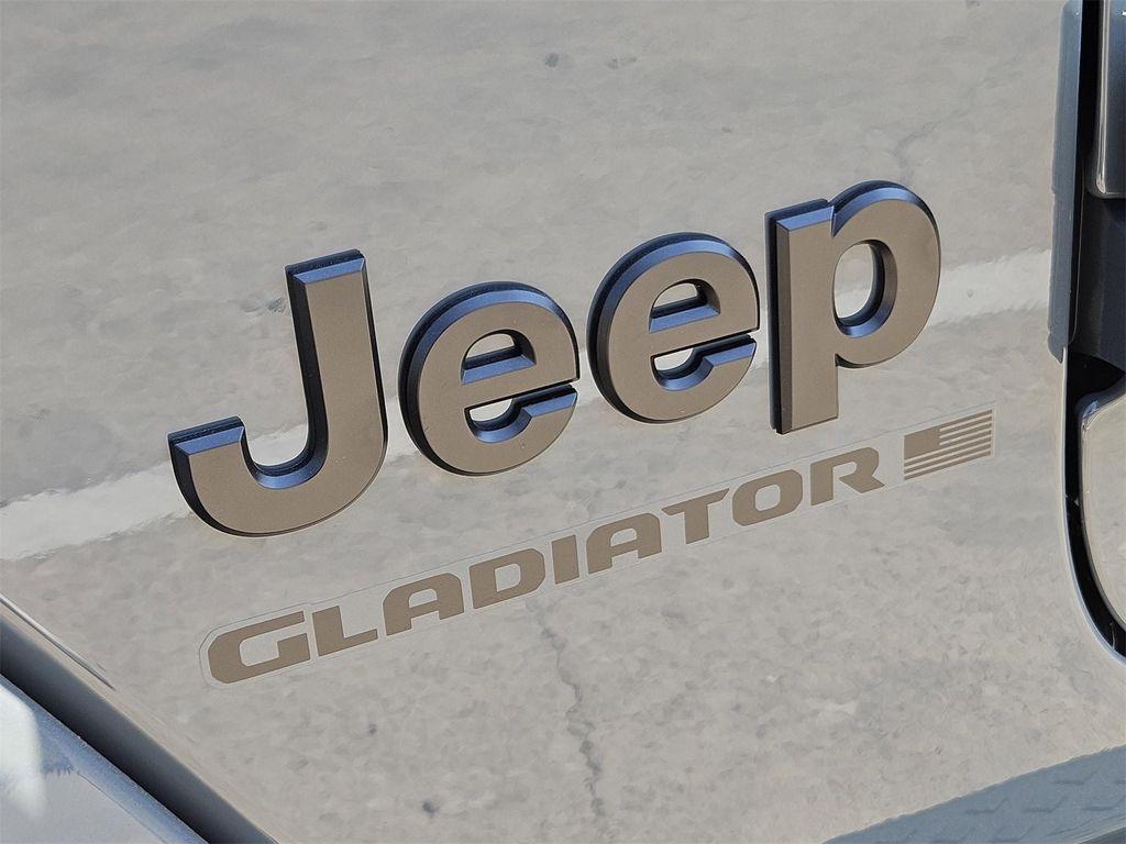 new 2025 Jeep Gladiator car, priced at $44,455