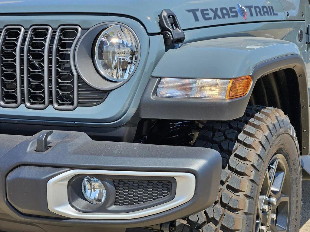 new 2025 Jeep Gladiator car, priced at $44,455
