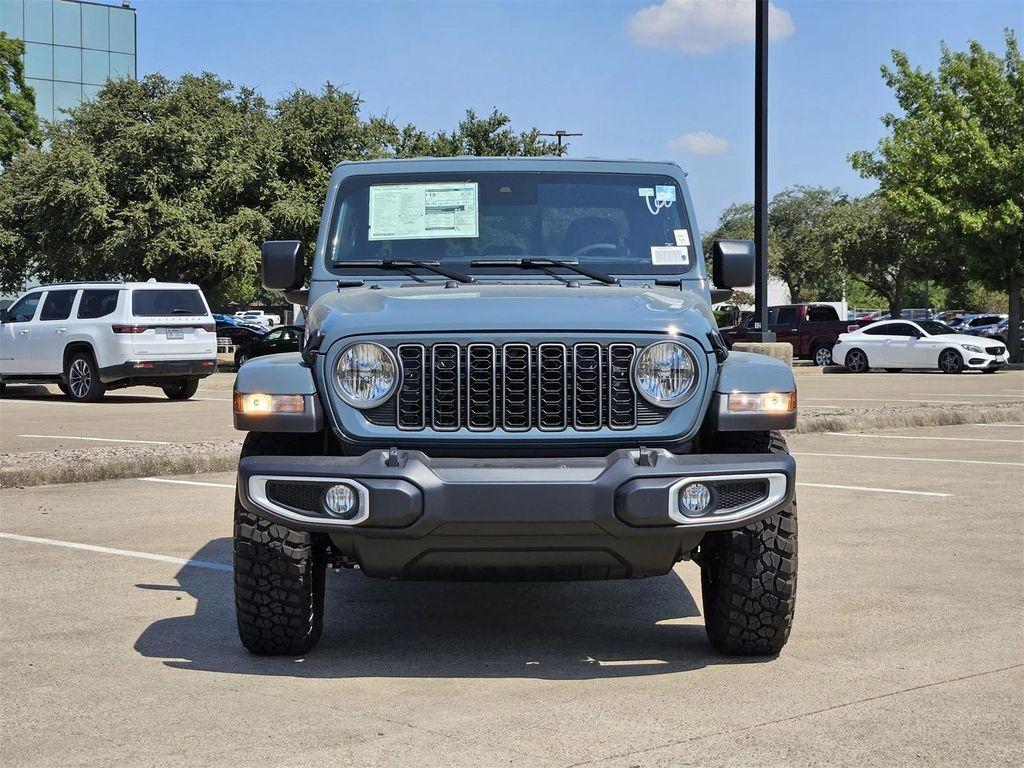 new 2025 Jeep Gladiator car, priced at $44,455