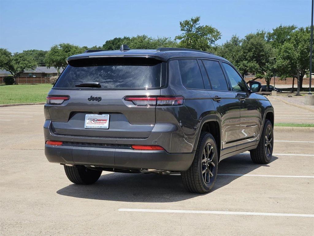 new 2025 Jeep Grand Cherokee L car, priced at $42,225