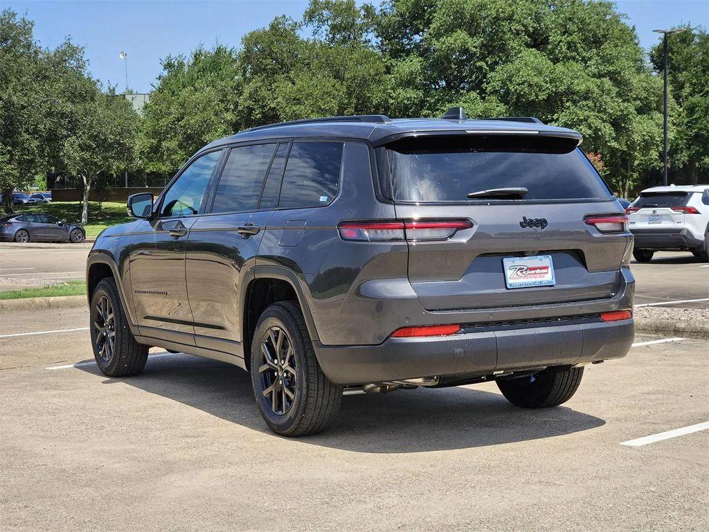 new 2025 Jeep Grand Cherokee L car, priced at $42,225