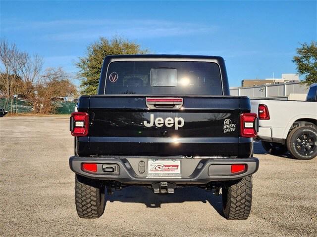 new 2025 Jeep Gladiator car, priced at $45,167