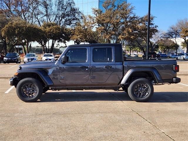 new 2024 Jeep Gladiator car, priced at $41,899