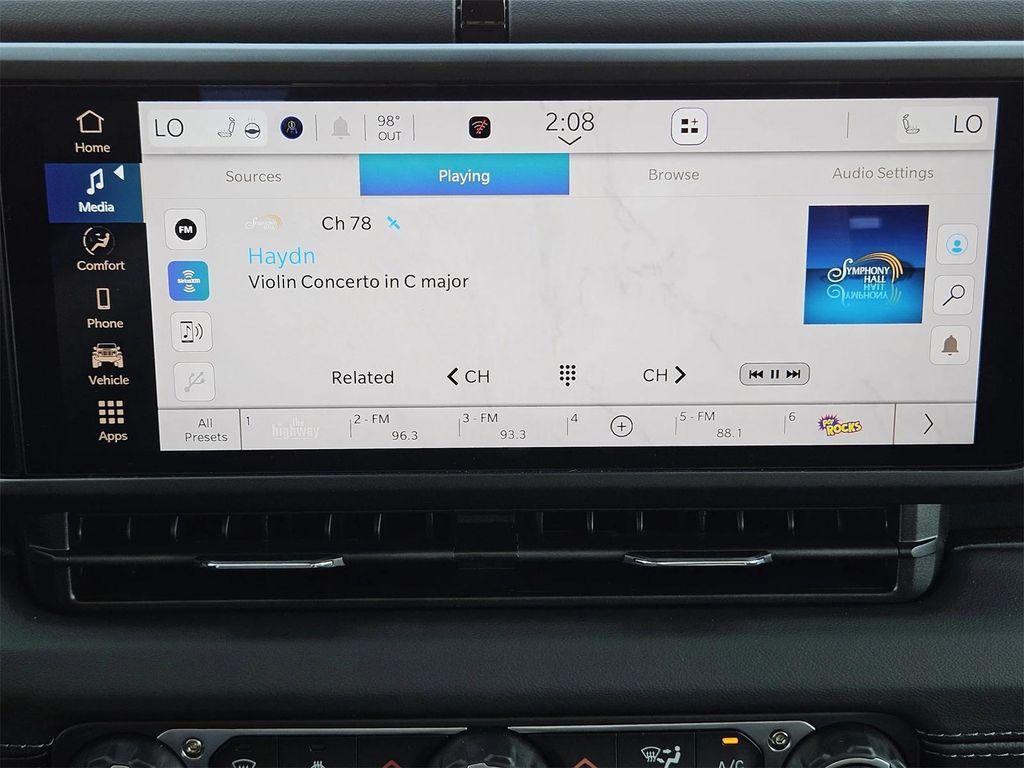 new 2025 Jeep Gladiator car, priced at $40,568