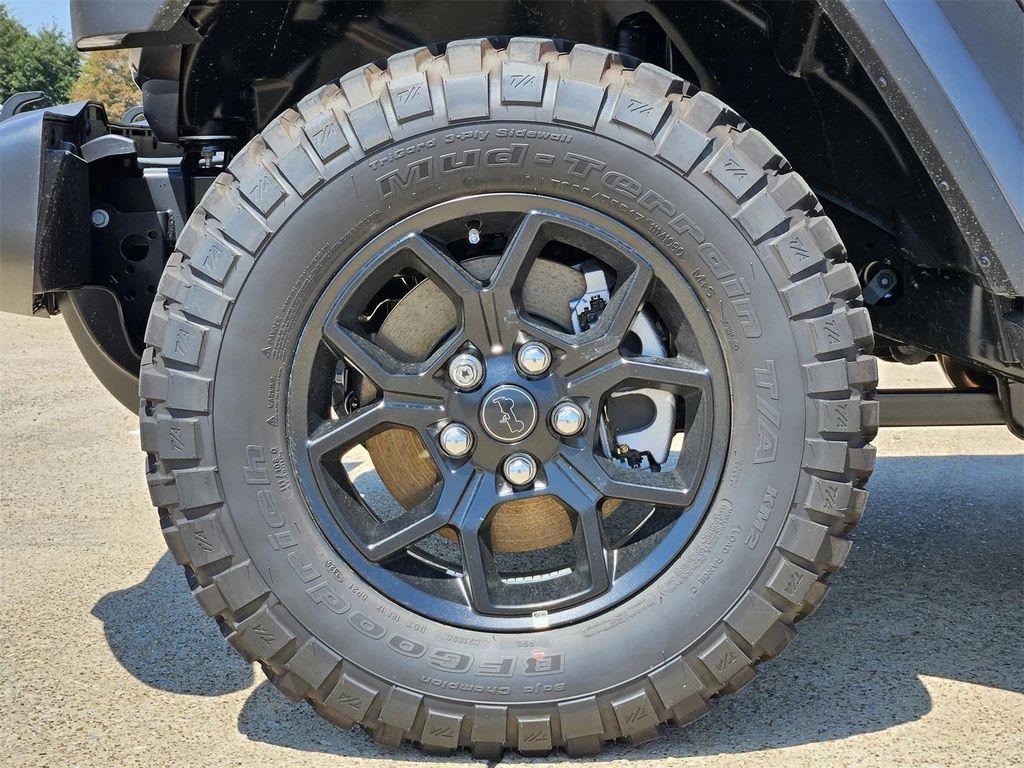 new 2025 Jeep Gladiator car, priced at $40,568