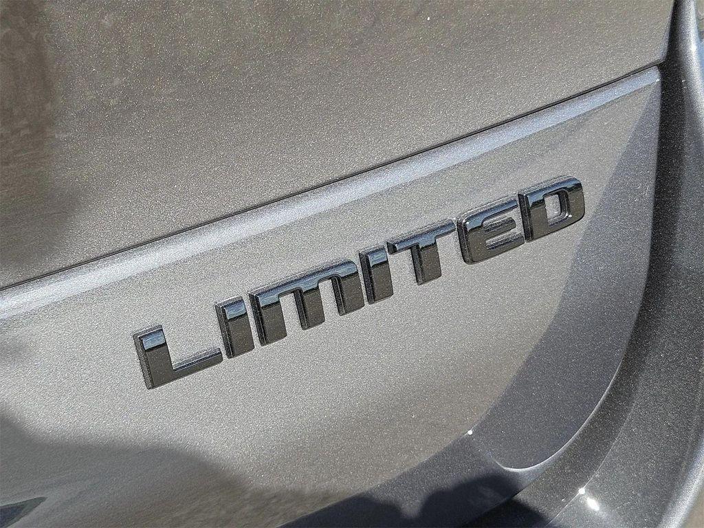 new 2025 Jeep Grand Cherokee L car, priced at $46,335