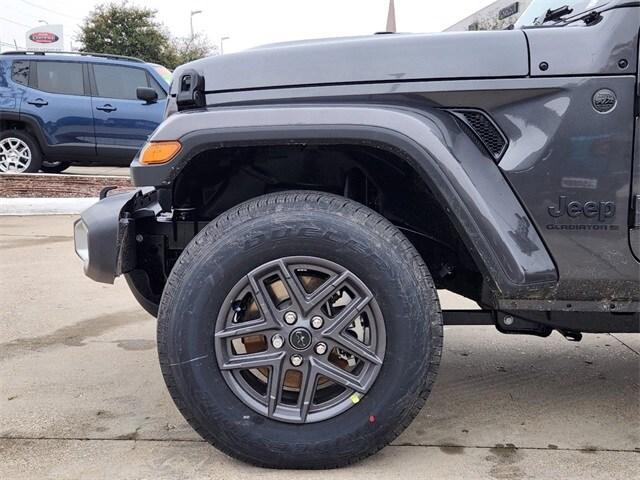 new 2024 Jeep Gladiator car, priced at $39,799