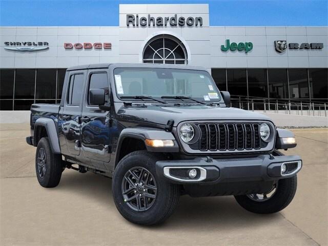 new 2024 Jeep Gladiator car, priced at $39,799