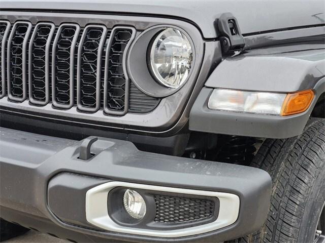 new 2024 Jeep Gladiator car, priced at $39,799