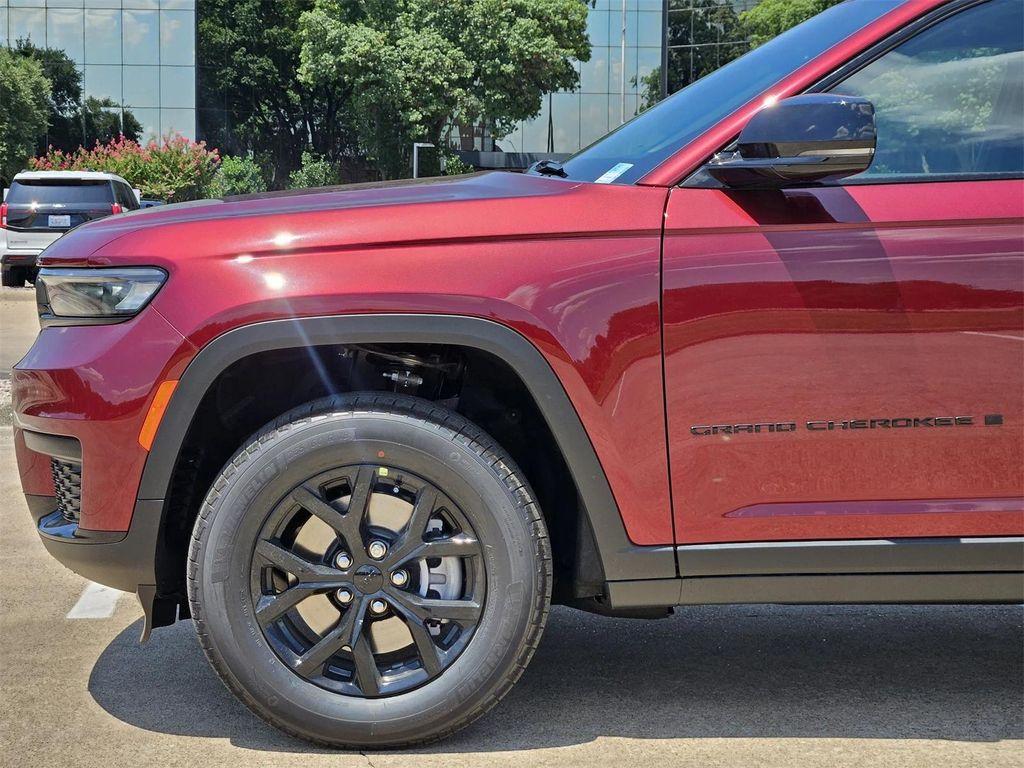 new 2025 Jeep Grand Cherokee L car, priced at $40,230