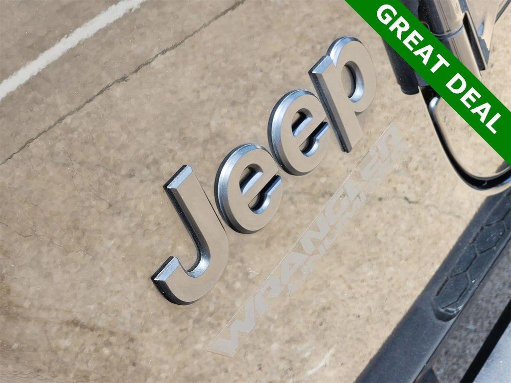 used 2021 Jeep Wrangler Unlimited car, priced at $26,998