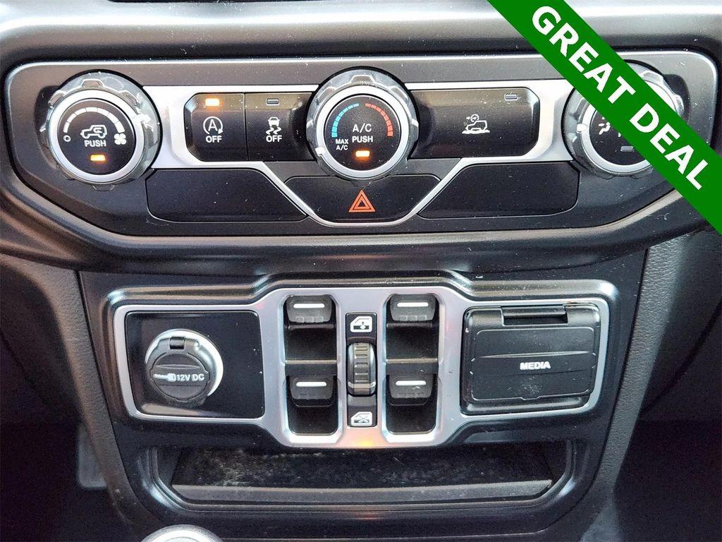 used 2021 Jeep Wrangler Unlimited car, priced at $26,998
